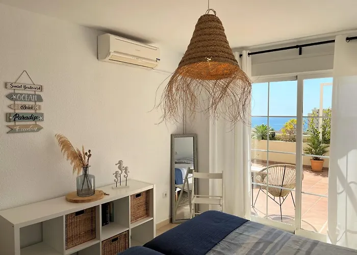 Puerto Alto 6-3 With Stunning Sea-view